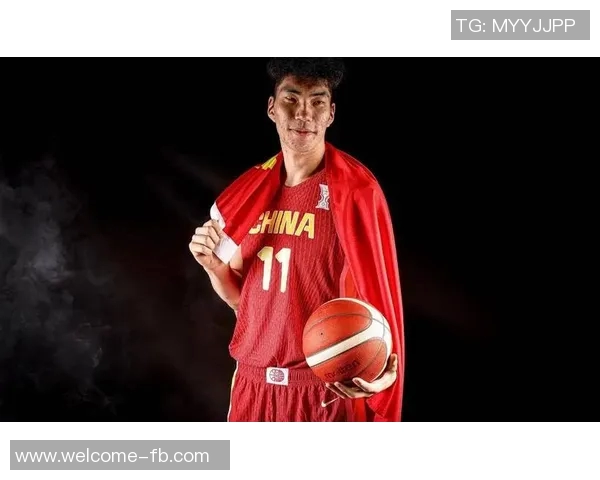 国家队中锋位置人手充足余嘉豪请假勇敢追梦值得支持