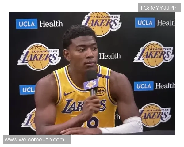 浓眉谈失利感受强调问题可改正展现球队未来希望