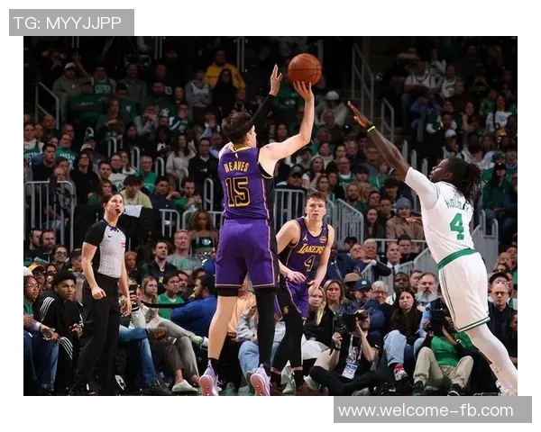 克莱状态低迷全场表现令人失望仅得4分正负值惨淡15 克莱状态低迷全场表现令人失望仅得4分正负值惨淡15