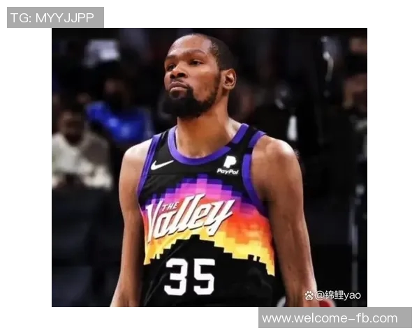 杜兰特谈背靠背比赛的重要性强调全队需从失利中反思与成长 杜兰特谈背靠背比赛的重要性强调全队需从失利中反思与成长