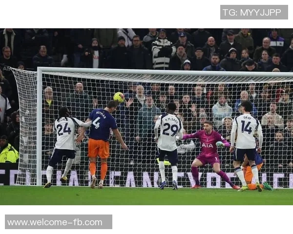 罗塞尼尔指出对手进球前手球失误帕尔默错失空门几率极低 罗塞尼尔指出对手进球前手球失误帕尔默错失空门几率极低